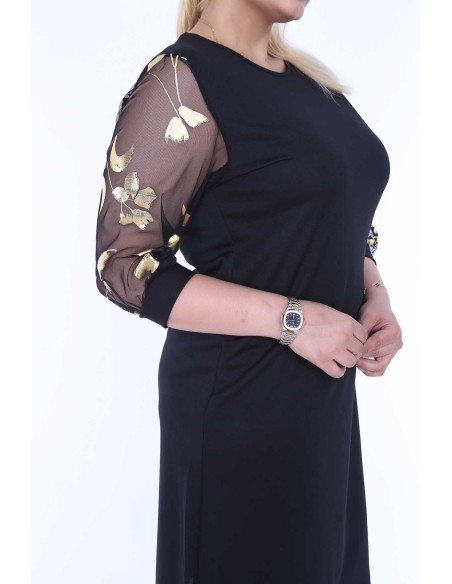 Juoda klasikinė suknelė