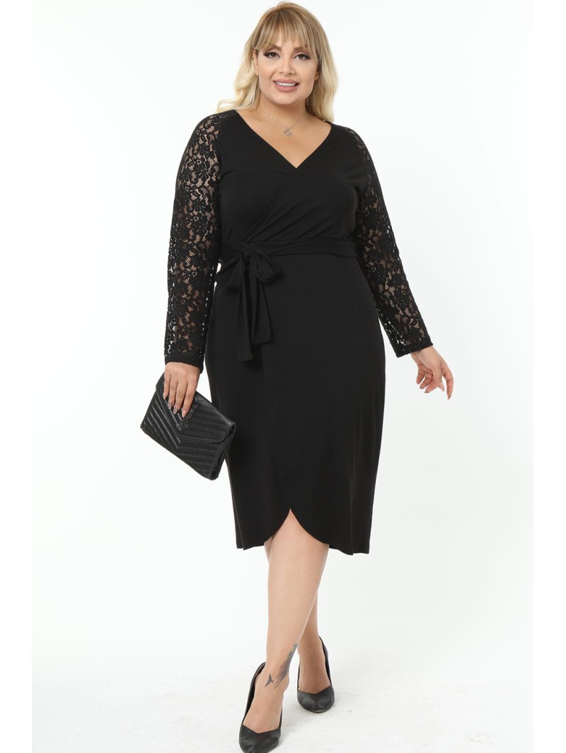 Juoda suknelė su nėrinių rankovėmis Juoda suknelė su nėrinių rankovėmis