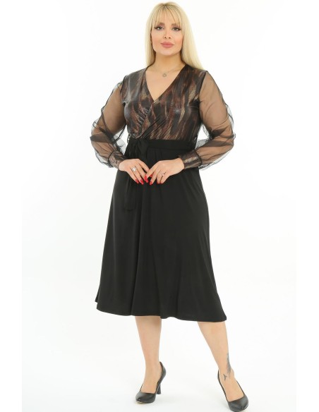 Elegantne rihmaga kleit