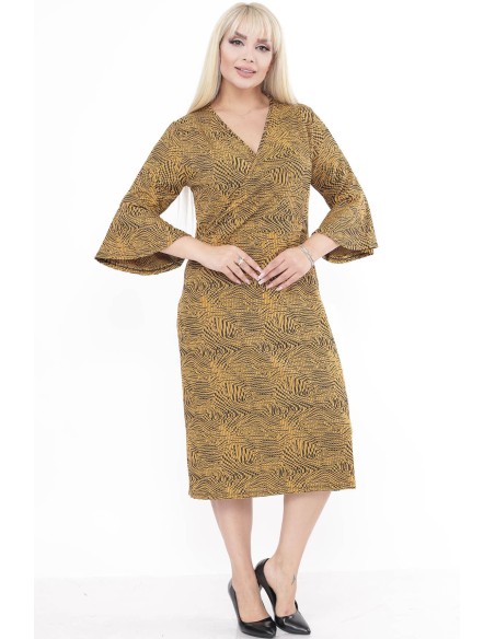 Пятнистое желтое платье