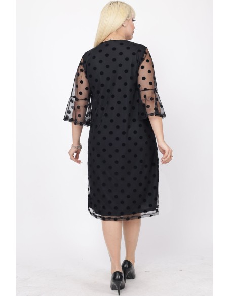 Must pallidega kleit