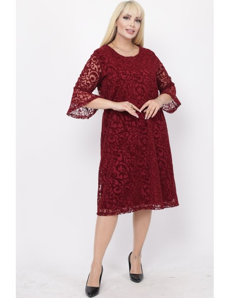 Bordo spalvos suknelė