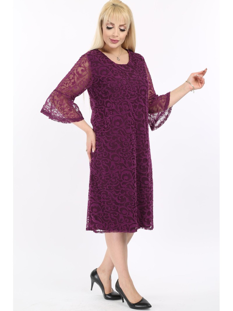 Violetinės spalvos suknelė Violetinės spalvos suknelė