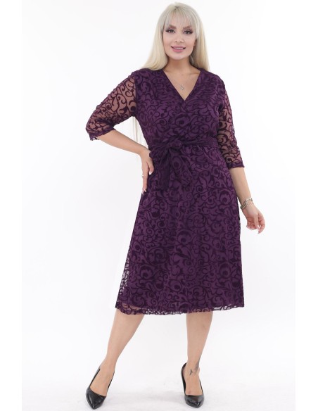 Элегантное фиолетовое платье