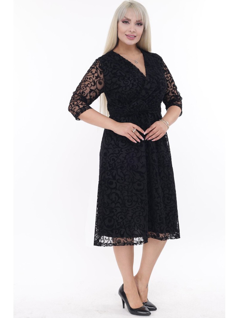 Черное платье с кружевом Черное платье с кружевом