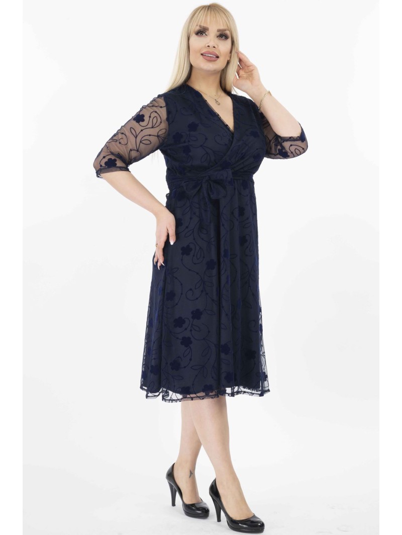 Elegantne tumesinine kleit Elegantne tumesinine kleit