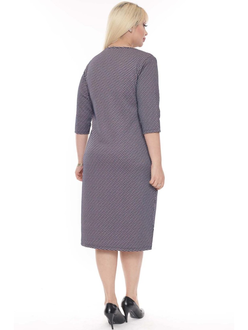 Kaunistustega kleit Kaunistustega kleit