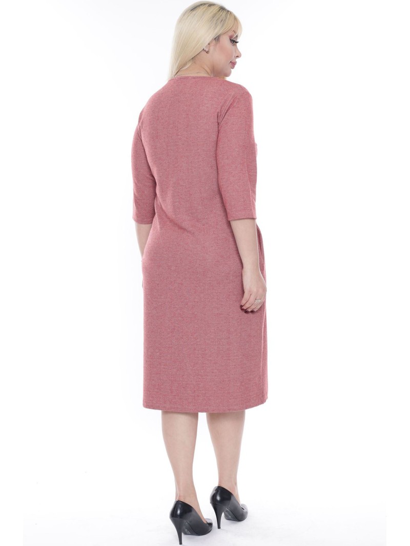 Платье классического фасона Платье классического фасона