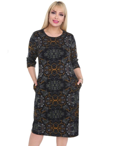 Темное платье с узорами