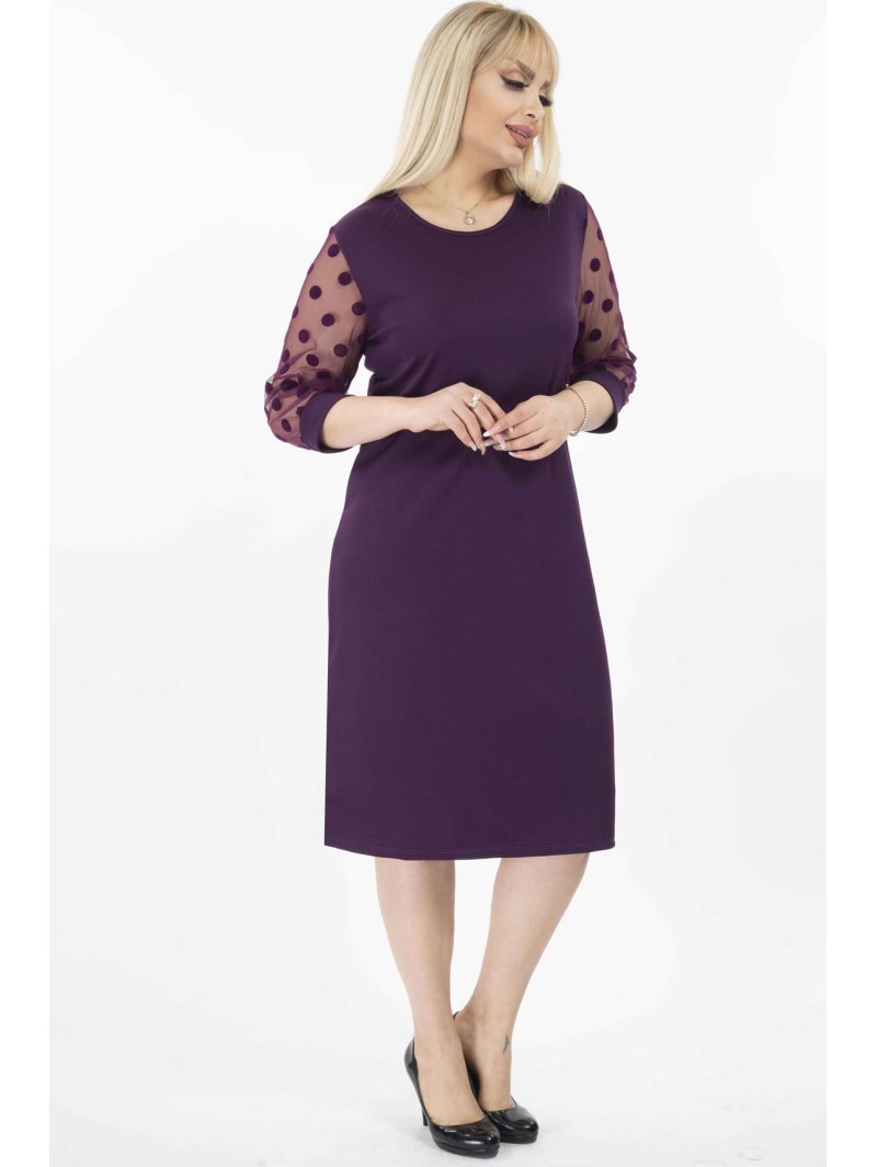 Violeta kleita ar bumbiņām Violeta kleita ar bumbiņām