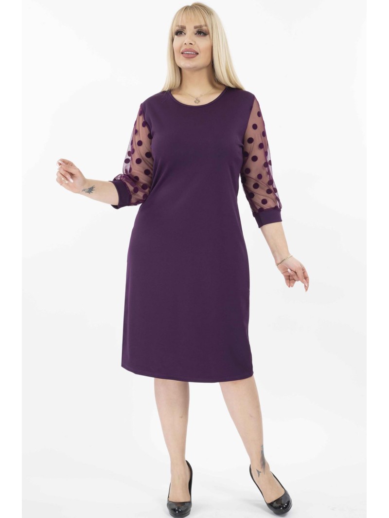 Violetinė suknelė su rutuliukais Violetinė suknelė su rutuliukais