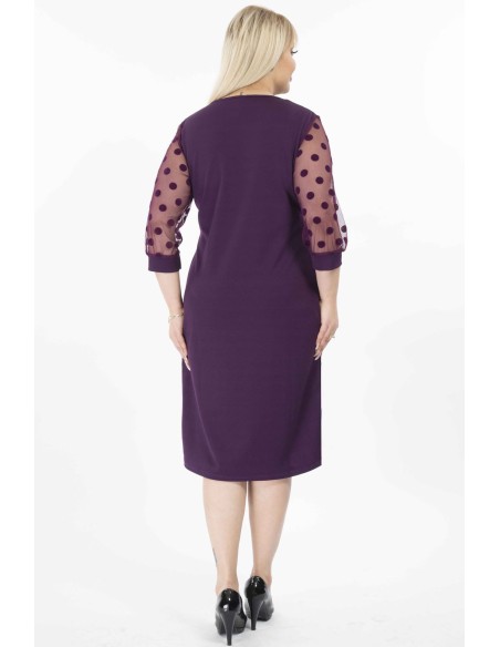 Violeta kleita ar bumbiņām