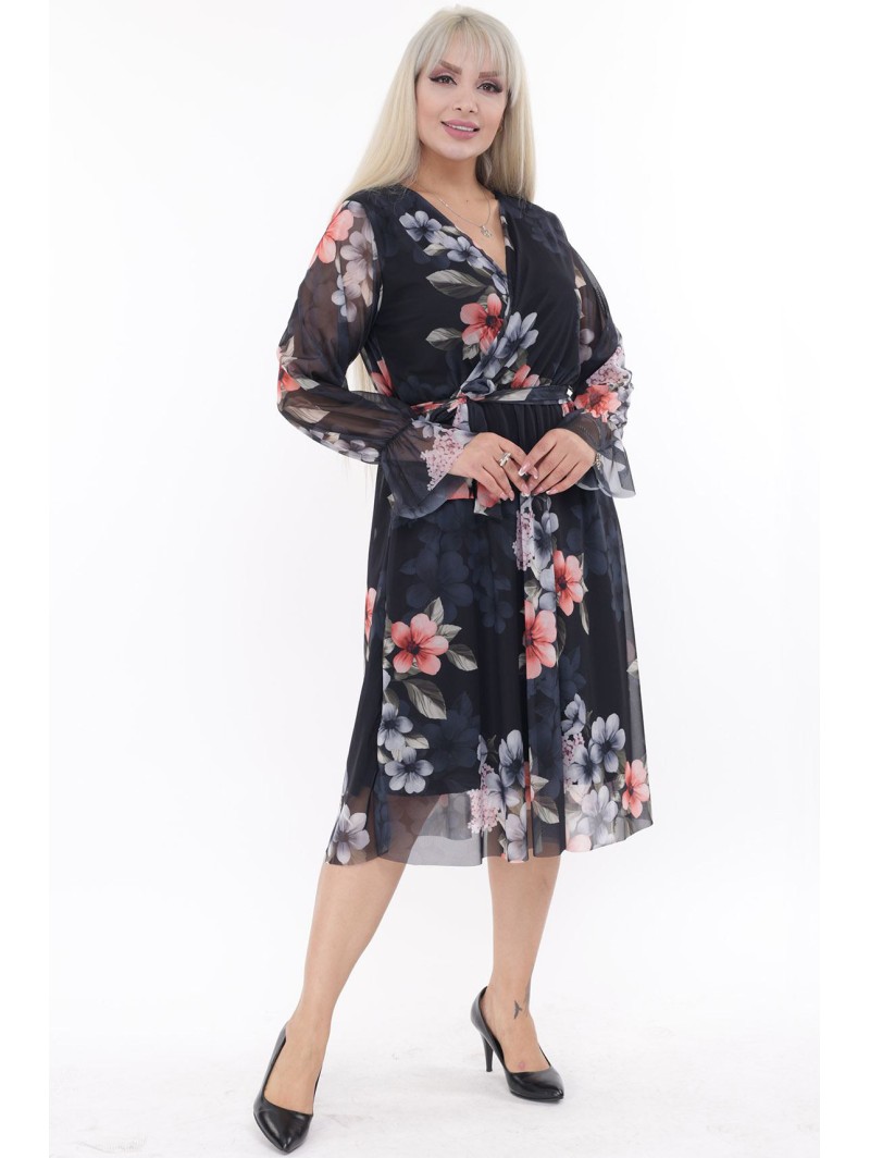 Gėlėta suknelė su dirželiu Gėlėta suknelė su dirželiu