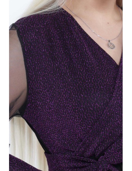 Elegantne kaelusega kleit