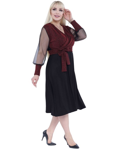 Elegantne kaelusega kleit