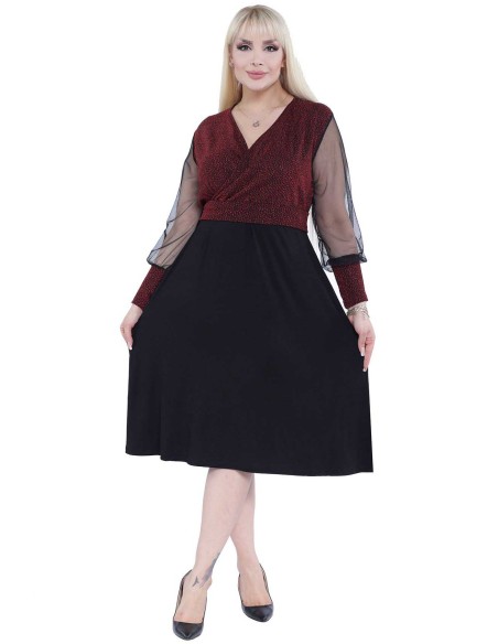 Eleganta kleita ar kakla izgriezumu