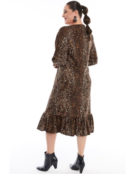 Kleita ar dzīvnieku kažokādu rakstiem