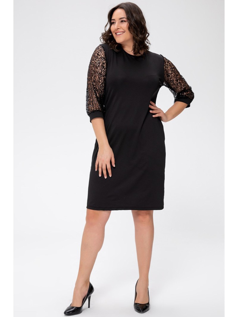 Juoda elegantiška suknelė Juoda elegantiška suknelė