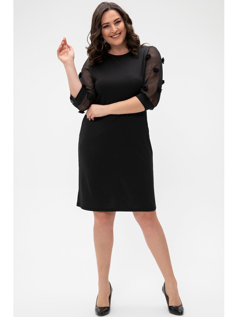 Juoda elegantiška suknelė Juoda elegantiška suknelė