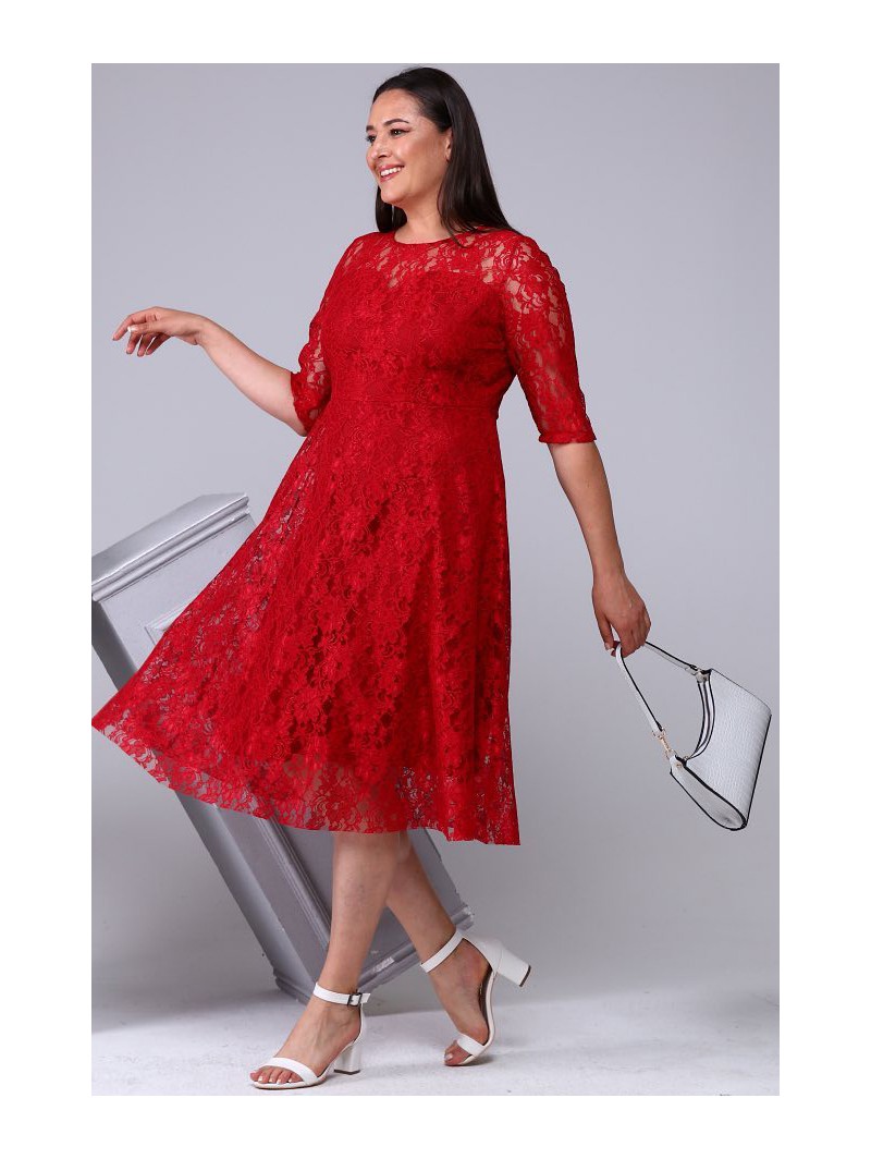 Punane pitsiga kleit Punane pitsiga kleit