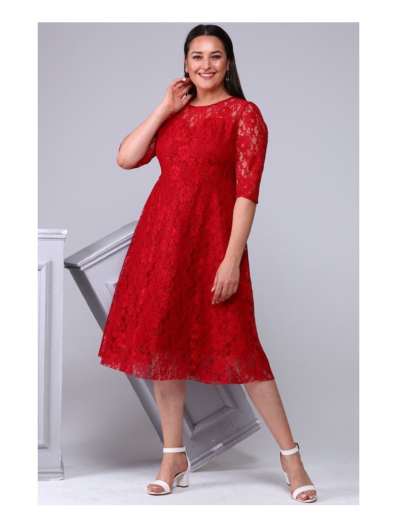 Punane pitsiga kleit Punane pitsiga kleit