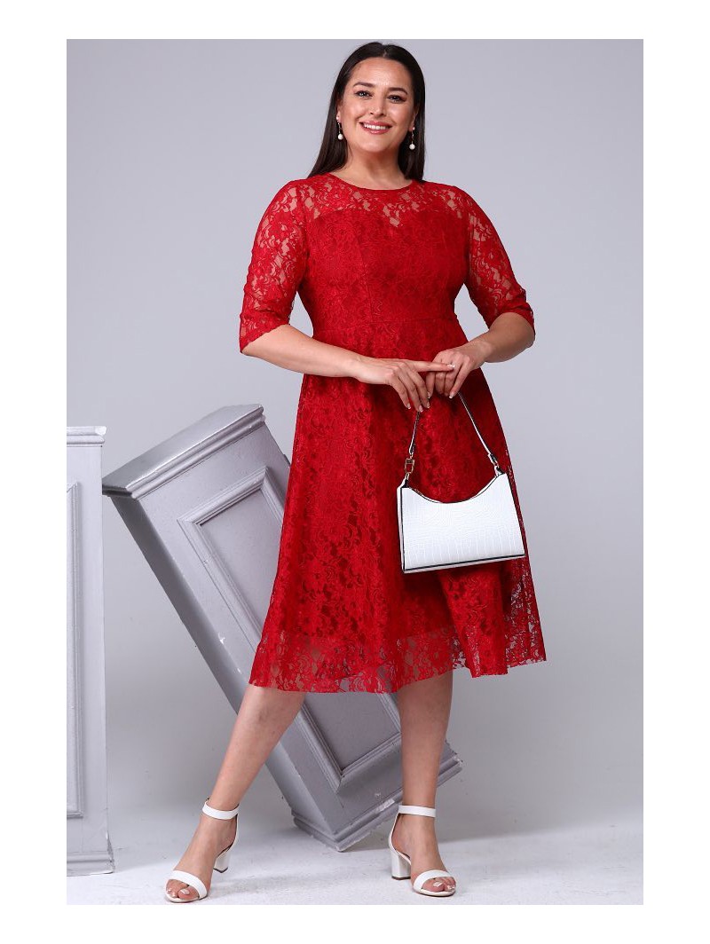 Punane pitsiga kleit Punane pitsiga kleit