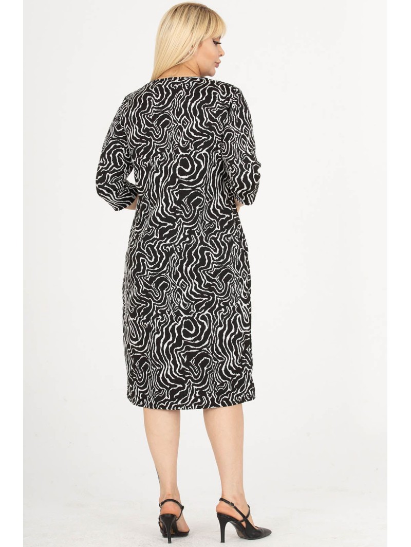 Mustriline taskutega kleit Mustriline taskutega kleit