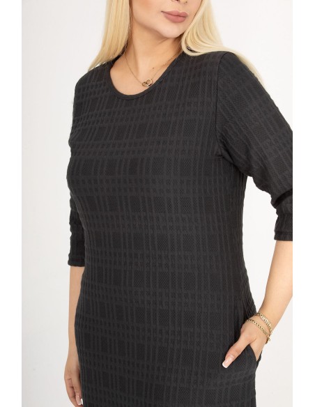 Платье выше колена