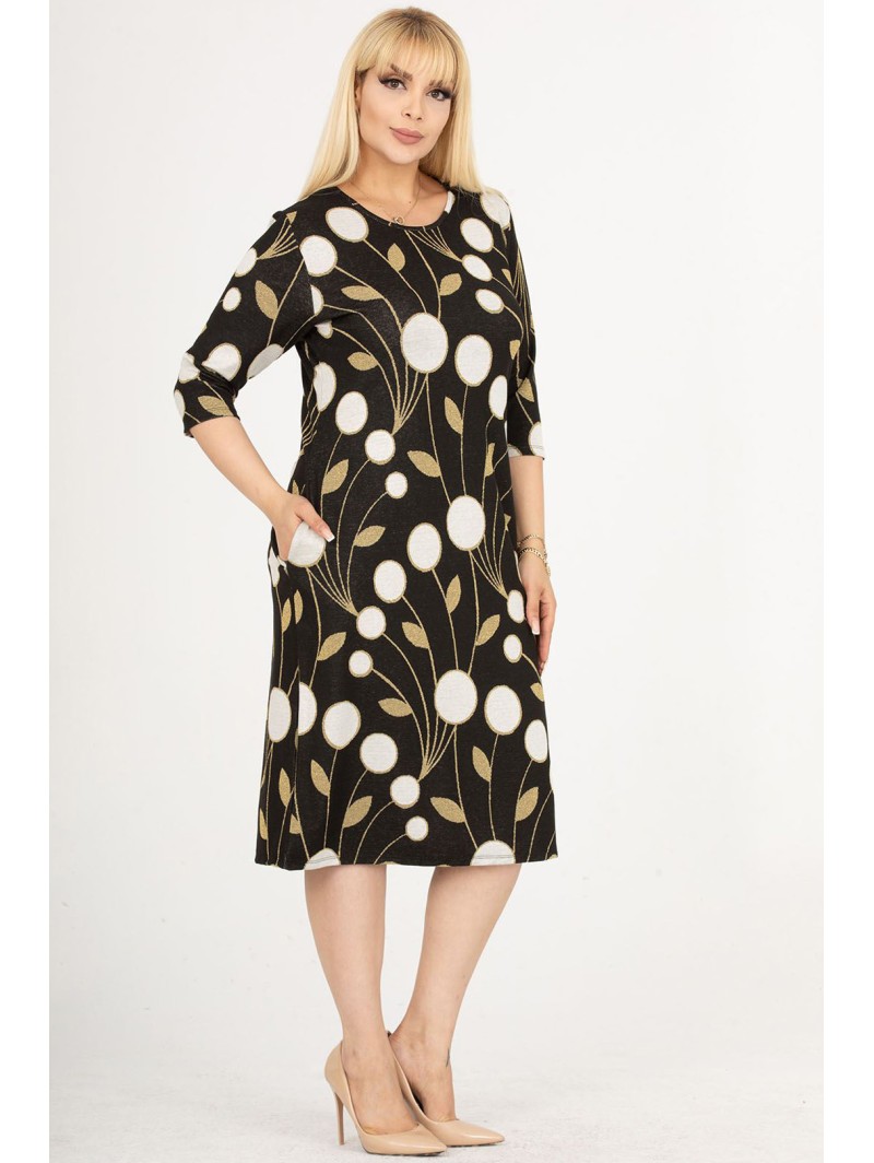 Klasikinė suknelė su raštais Klasikinė suknelė su raštais