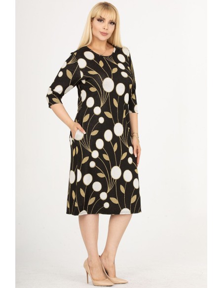 Klasiska kleita ar rakstiem