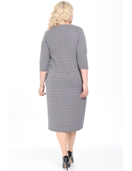 Säärejälgedega kleit