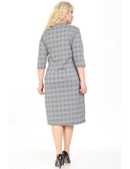 Taskutega ruuduline kleit