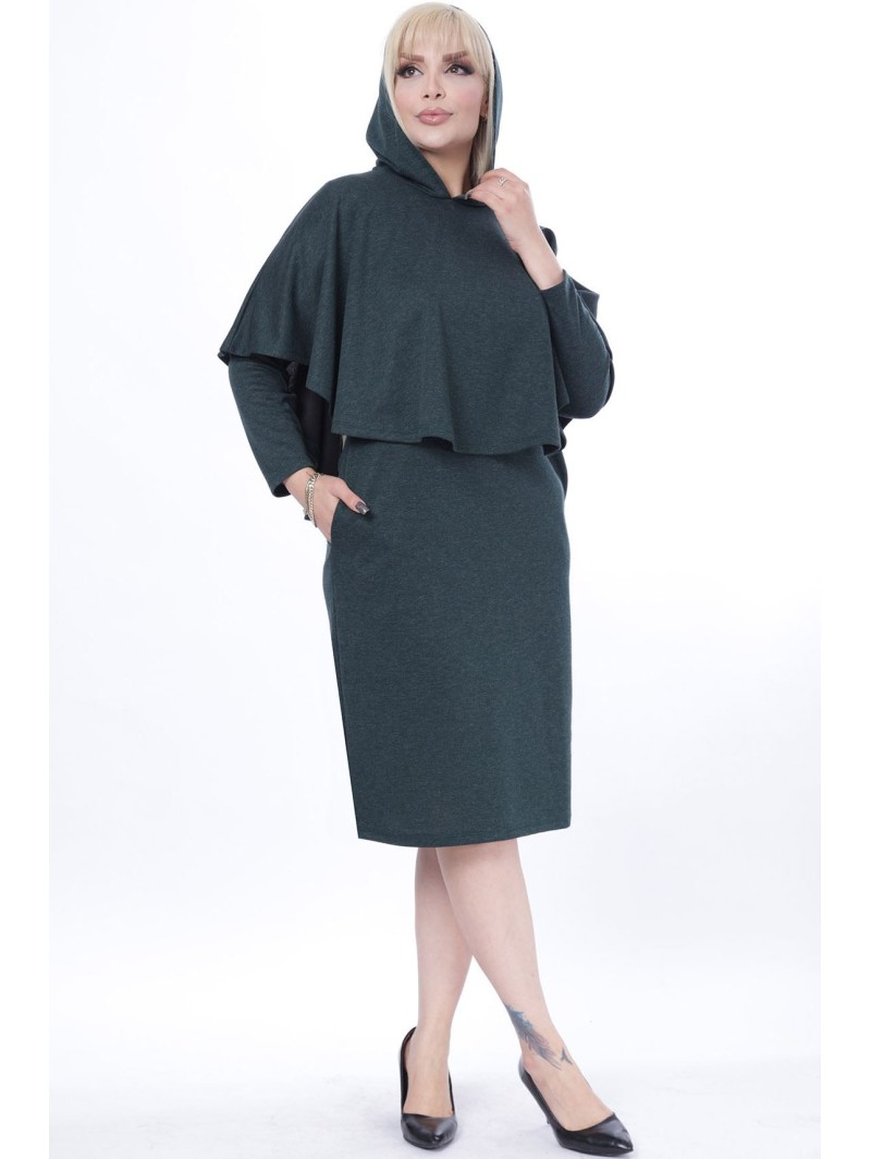 Suknelė su apsiaustu Suknelė su apsiaustu