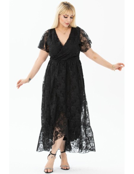 Puošni suknelė su nėriniais