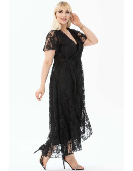 Kaunis pitsiga kleit