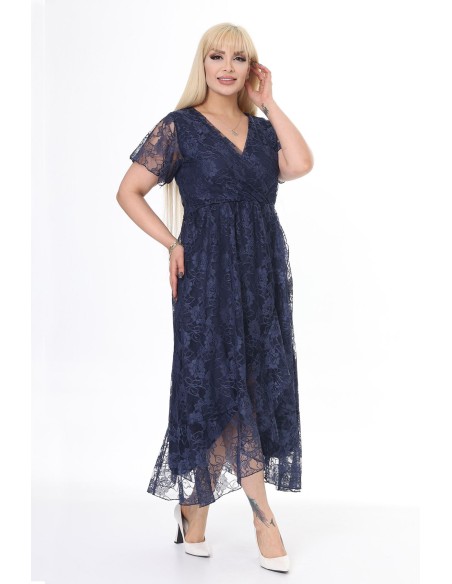 Puošni suknelė su nėriniais