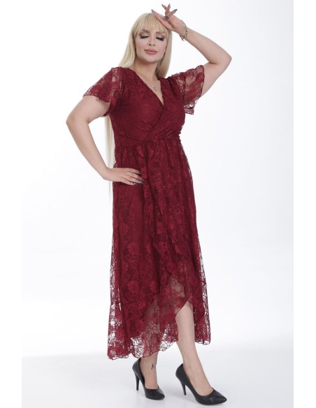 Kaunis pitsiga kleit