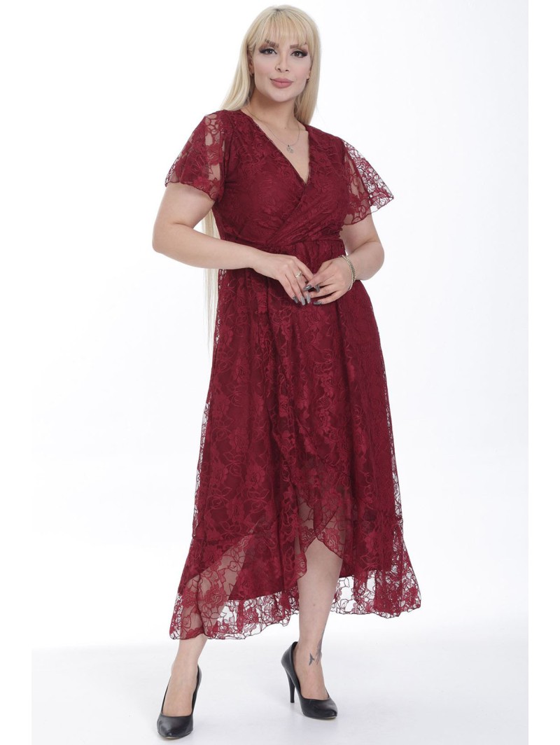 Красивое платье с кружевом Красивое платье с кружевом