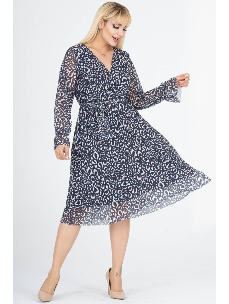 Pikkade varrukatega kleit Pikkade varrukatega kleit