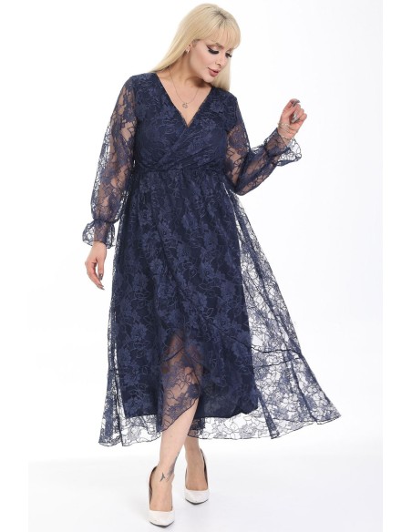 Ilga suknelė su nėriniais