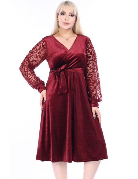 Veliūrinė suknelė