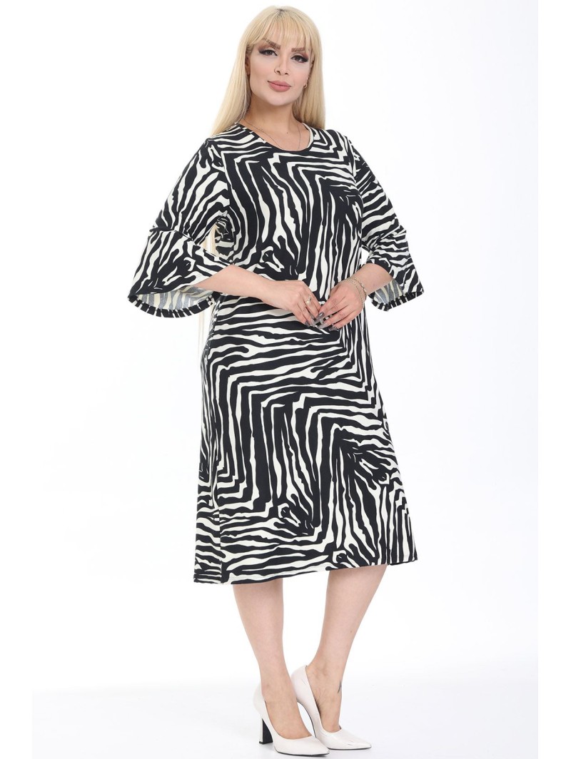 Juodai balta suknelė Juodai balta suknelė