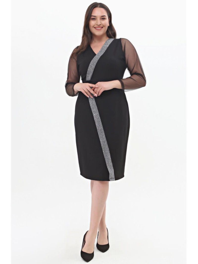 Eleganta melna kleita Eleganta melna kleita