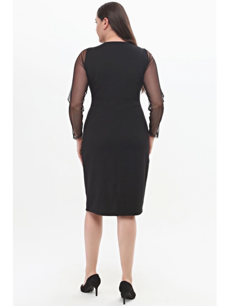 Eleganta melna kleita Eleganta melna kleita