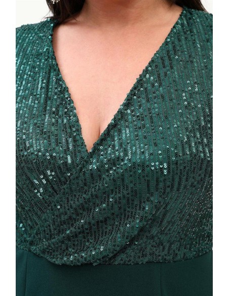 Roheline soomustega kleit