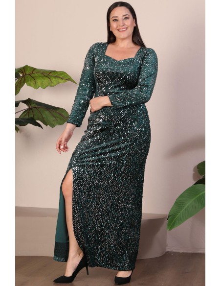 Длинное зеленое платье с чешуей