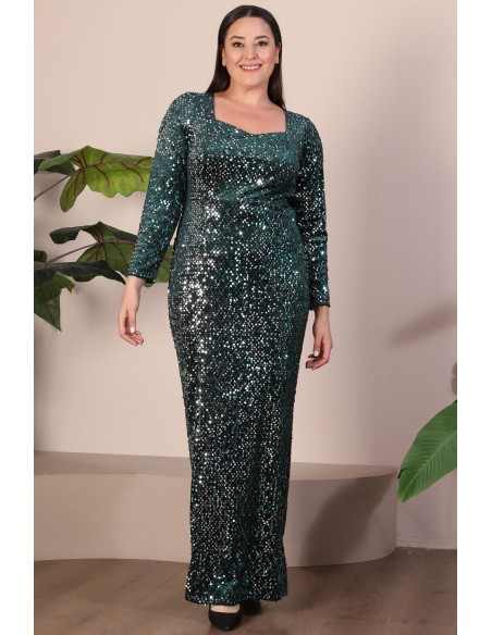 Pikk roheline soomustega kleit