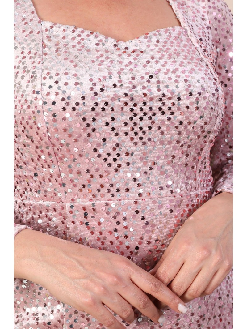 Длинное платье с чешуей