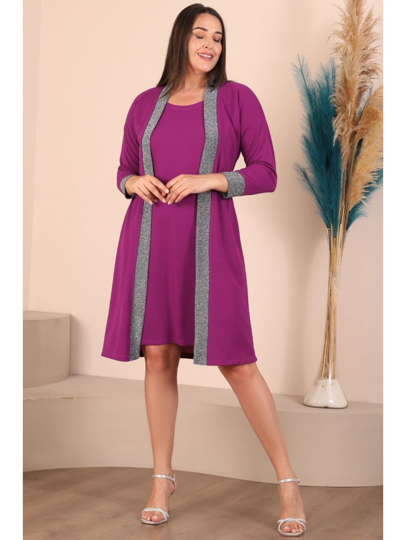 Rožinės spalvos suknelė