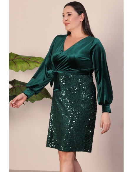 Roheline sametkleit soomustega